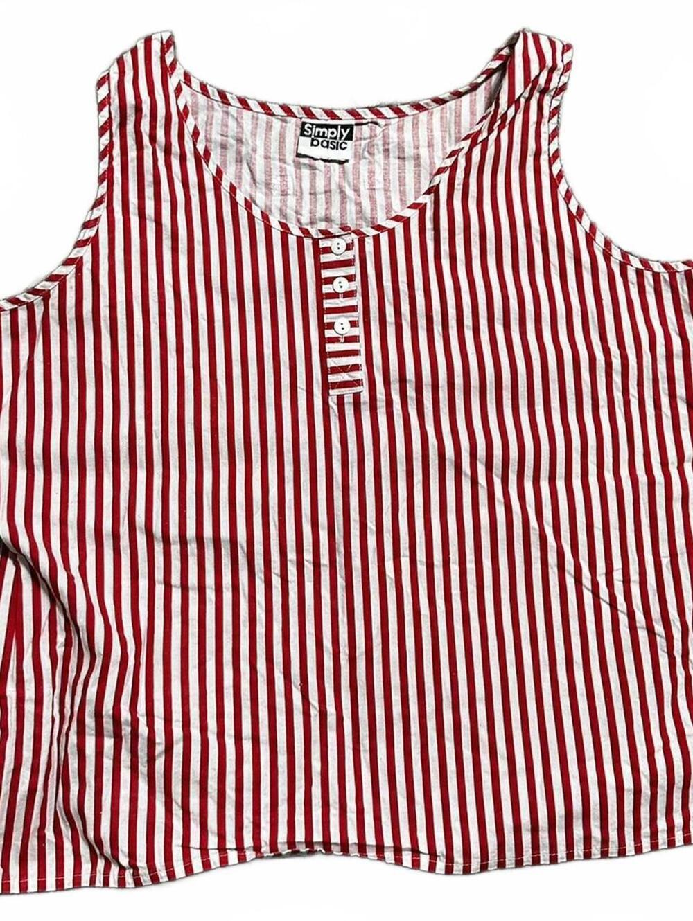 90s Simply Basic Vertical Stripped Red and White Tank Size L